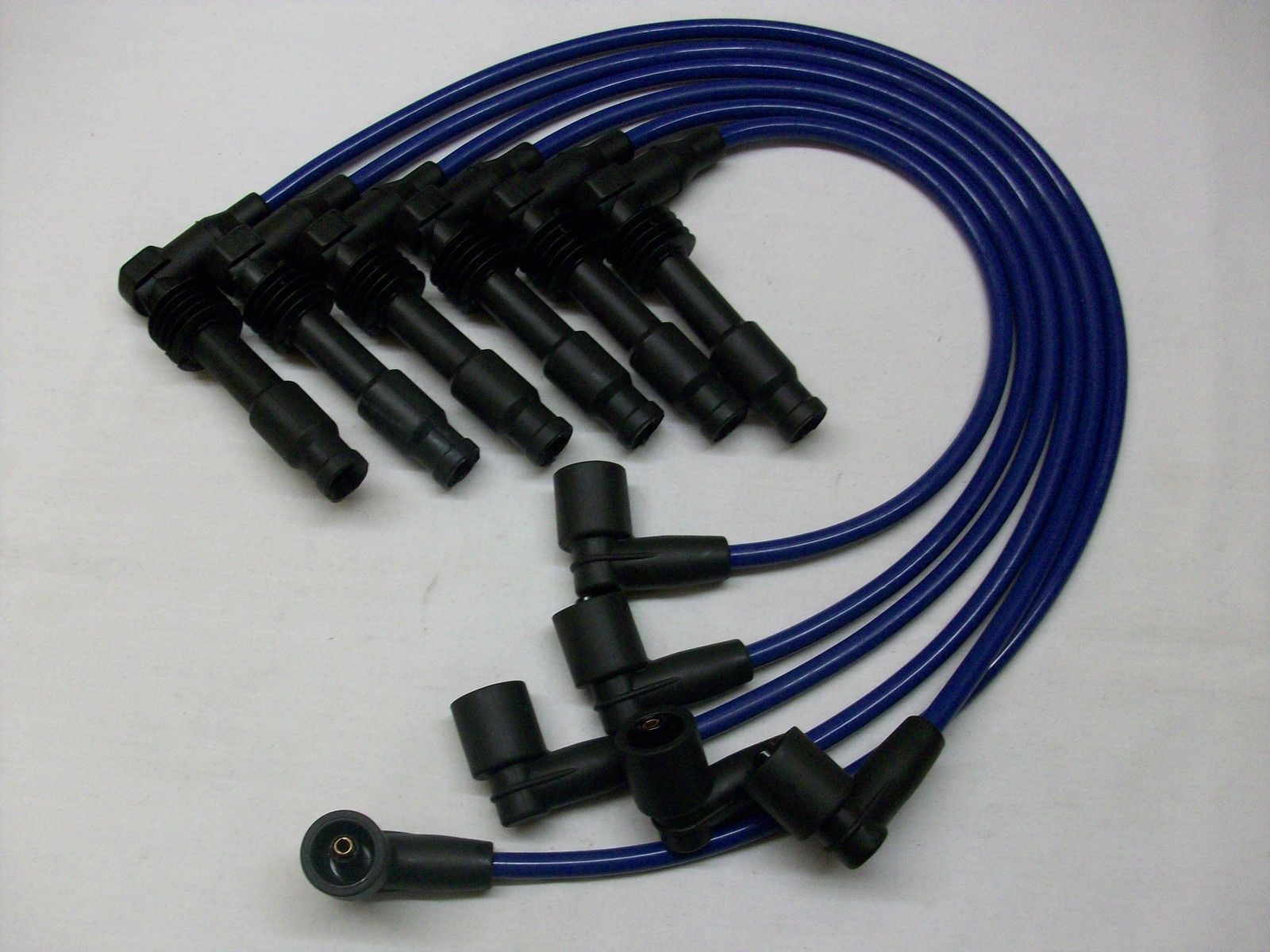 Blue 8mm Performance Ignition Leads Will Fit. Vauxhall Opel Omega V6 Leads