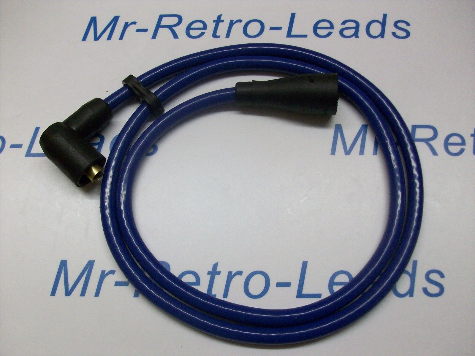 thumbnail image 2 of AccuSpark Custom Coil Lead For All Cars 50s-70s - 1.5m Red 8mm Double Silicone 2 of 6