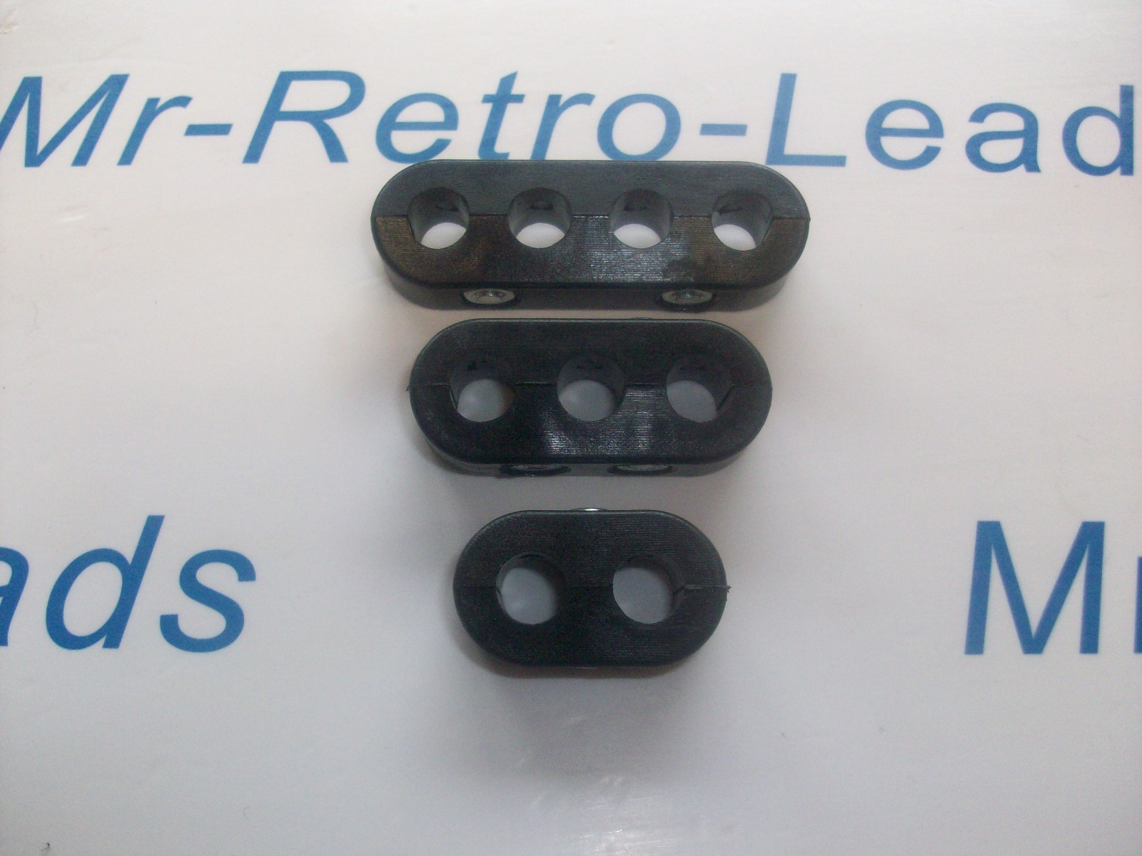 Black 8.5mm Spark Plug Ignition Lead Separator Holder Clamp Spacer Separator Kit