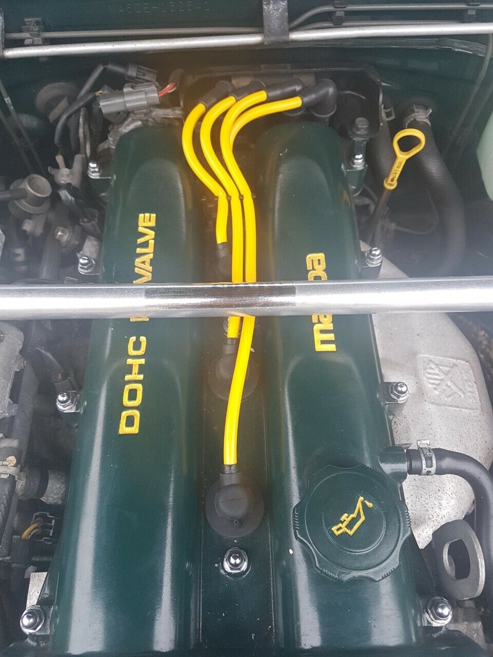 Yellow 8mm Performance Ignition Leads For The Mx5 Mk1 Mk2 1.6 1.8 Eunos Ht.